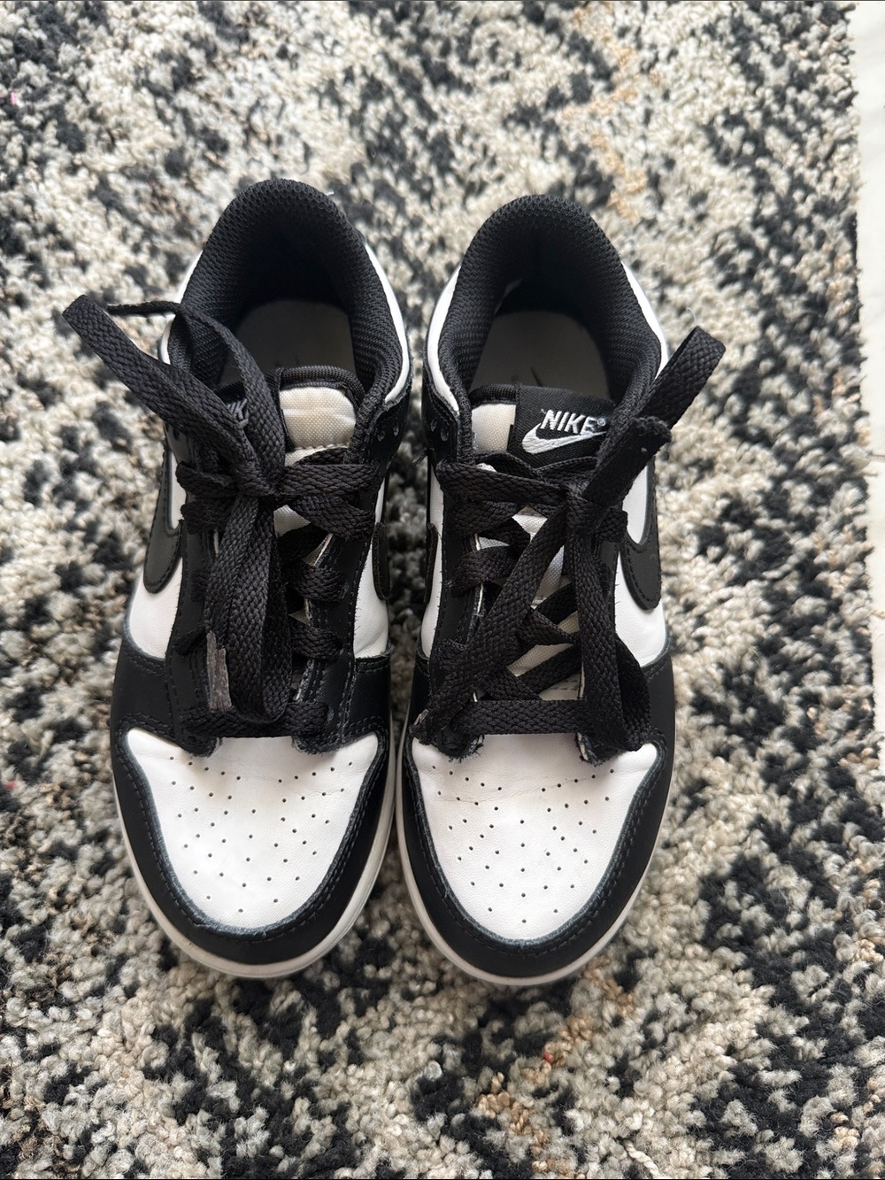 Nike Panda Dunks Kids Black and White Low-Top Sneakers